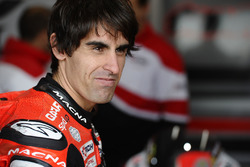 Julian Simon, QMMF Racing Team