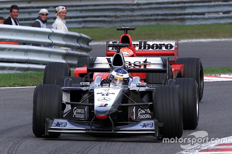 2000: Mika Häkkinen (McLaren-Mercedes MP4/15)