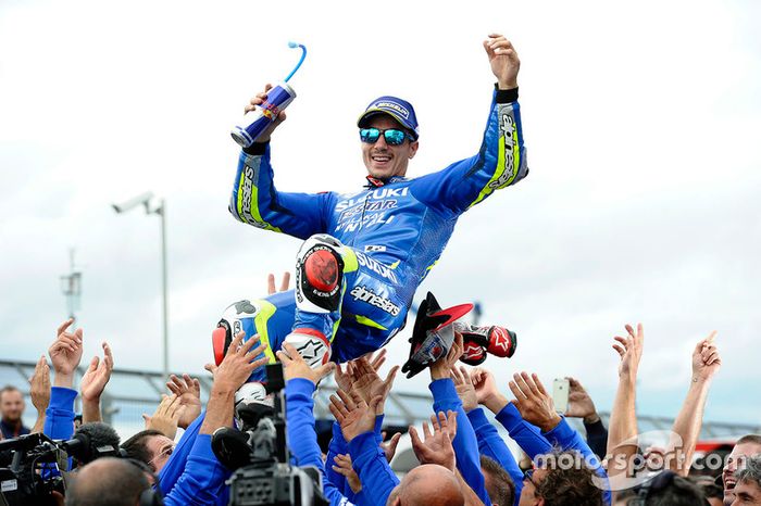 Ganador de la carrera Maverick Viñales, Team Suzuki MotoGP