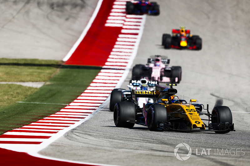 Carlos Sainz Jr., Renault Sport F1 Team RS17, Felipe Massa, Williams FW40