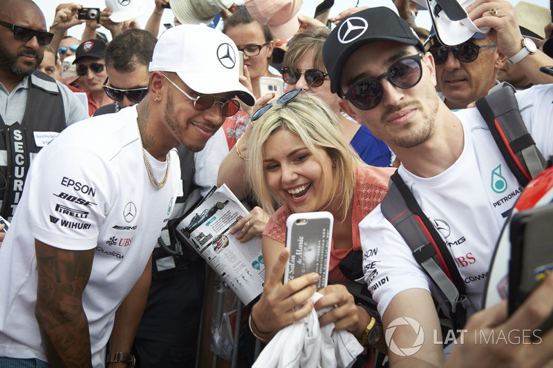 Lewis Hamilton, Mercedes AMG F1, meets some fans
