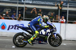Valentino Rossi, Yamaha Factory Racing practice start