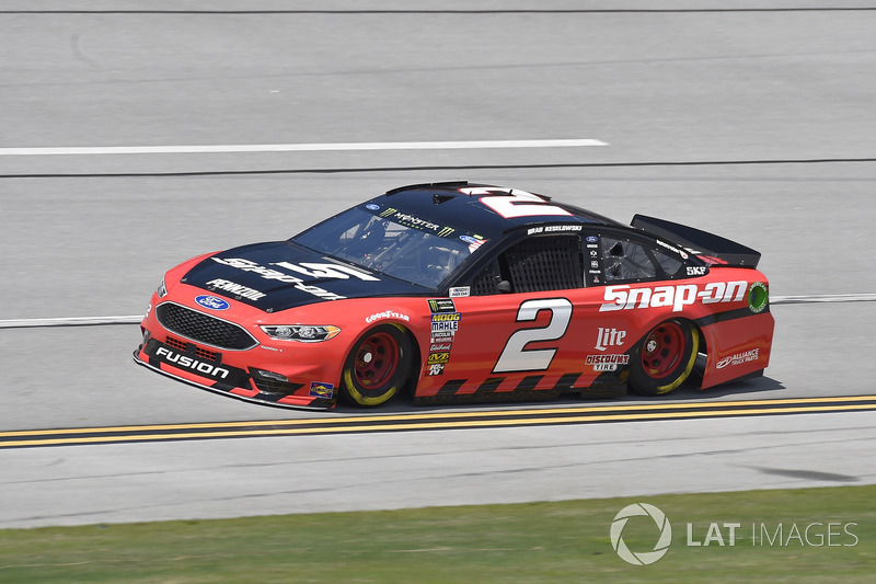 10. Brad Keselowski, Team Penske, Ford Fusion Snap on