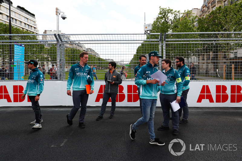 Tom Blomqvist, Andretti Formula E, Antonio Felix da Costa, Andretti Formula E, mengitari lintasan