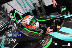 Nelson Piquet Jr., Jaguar Racing
