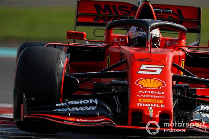 3.- Sebastian Vettel: 18129 km