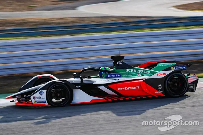 Audi e-tron FE06