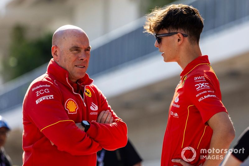 Jock Clear, Senior Performance Engineer, Scuderia Ferrari, Oliver Bearman, Reserve Driver, Ferrari and Haas F1 Team