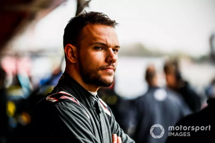 #8 Luca Ghiotto, 24 ans