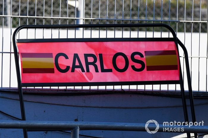 Pit board de Carlos Sainz Jr., McLaren