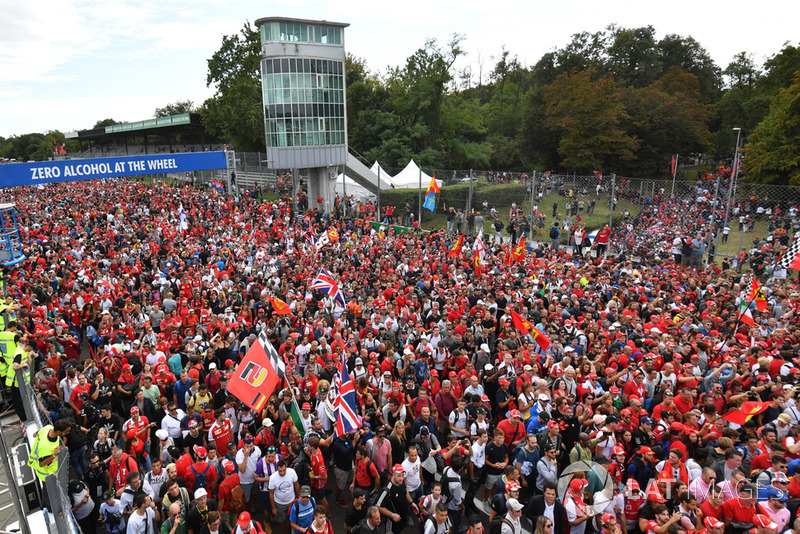 Monza fans