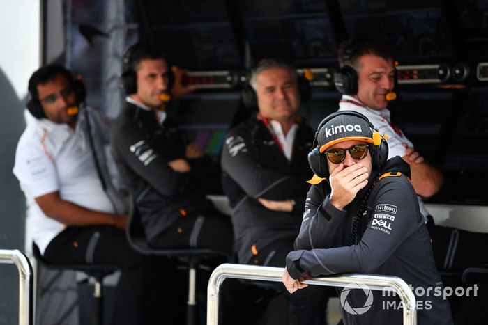 Fernando Alonso, McLaren on the pit wall gantry