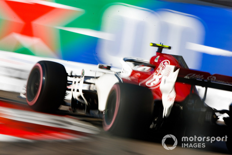 P7: Charles Leclerc, Sauber C37
