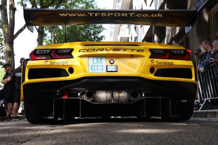 #81 TF Sport Corvette Z06 LMGT3.R: Tom Van Rompuy, Rui Andrade, Charlie Eastwood