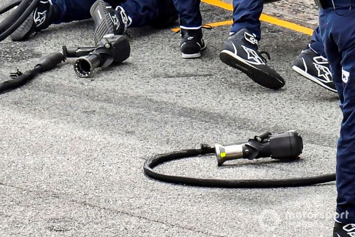 Detalle de la pistola de ruedas de AlphaTauri 