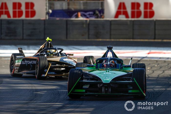 Sebastien Buemi, Envision Racing, Jaguar I-TYPE 6, Jean-Eric Vergne, DS Penske, DS E-Tense FE23