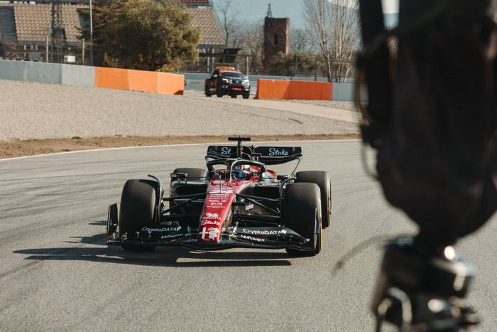 El Alfa Romeo C43 en Barcelona