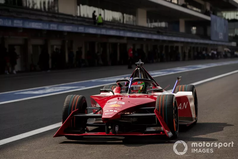Sacha Fenestraz, Equipo Nissan de Fórmula E, Nissan e-4ORCE 04 