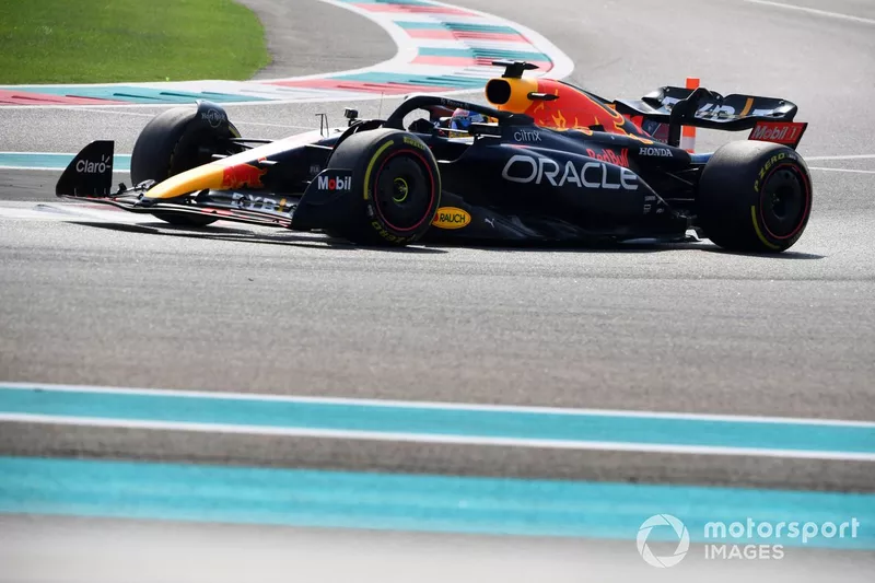 Sergio Perez, Red Bull Racing RB18 