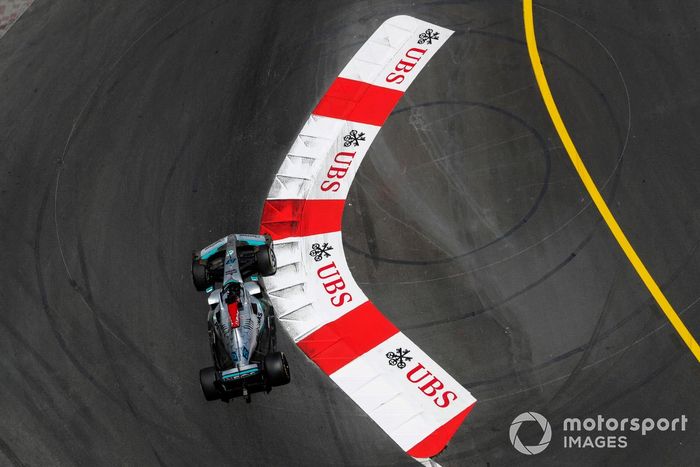 George Russell, Mercedes W13