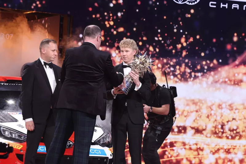 Kalle Rovanpera, Toyota Gazoo Racing, Champion du Championnat du Monde des Rallyes de la FIA, Jonne Halttunen, Toyota Gazoo Racing, Champion du Championnat du Monde des Rallyes de la FIA pour les copilotes, Robert Reid, Vice-président de la FIA pour le sp