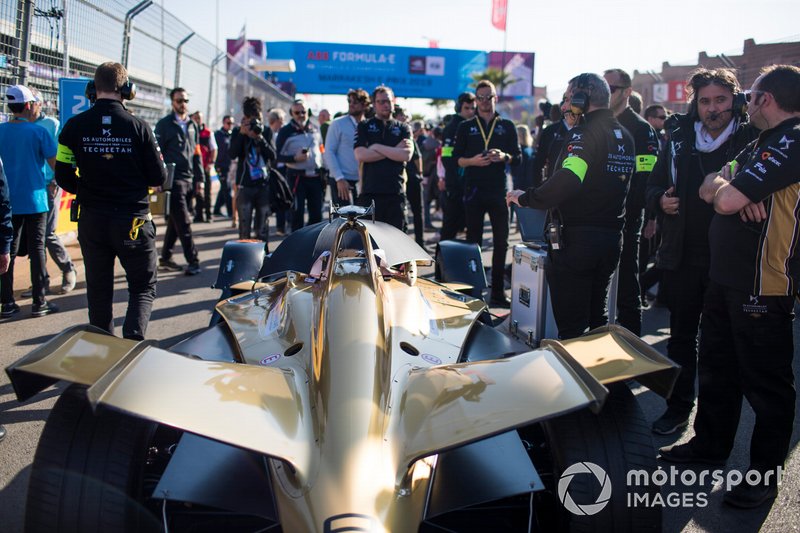 La voiture de Jean-Eric Vergne, DS TECHEETAH, DS E-Tense FE19, sur la grille