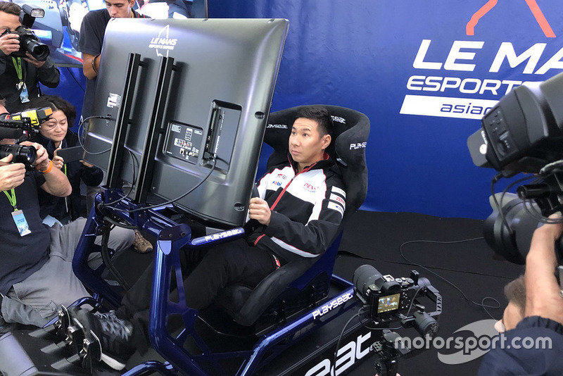 Kamui Kobayashi, Toyota Gazoo Racing on a simulator