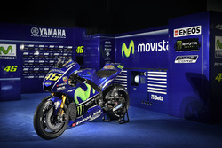 Moto de Valentino Rossi, Yamaha Factory Racing