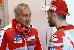 Andrea Dovizioso, Ducati Team; Davide Tardozzi, Ducati Team, Teamchef