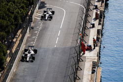 Lance Stroll, Williams FW40, Felipe Massa, Williams FW40