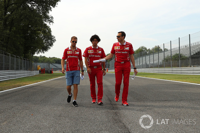 Sebastian Vettel, Ferrari walks the track, Riccardo Adami, Ferrari Race Engineer