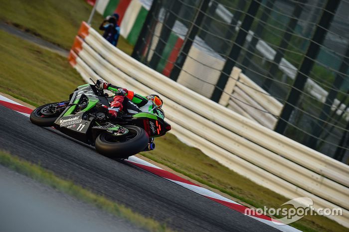 #11 Kawasaki Team Green: Kazuma Watanabe, Leon Haslam, Azlan Shah Bin Kamaruzaman