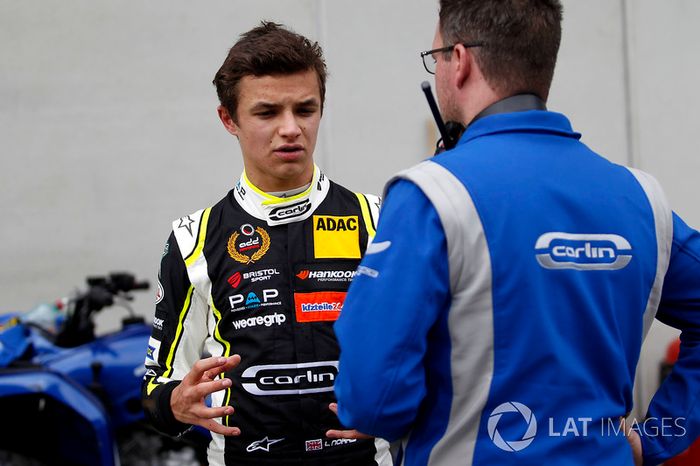 Lando Norris, Carlin Dallara F317 - Volkswagen