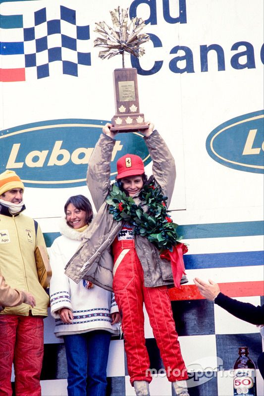 Podio: ganador de la carrera Gilles Villeneuve, Ferrari, tercer lugar Carlos Reutemann, Ferrari