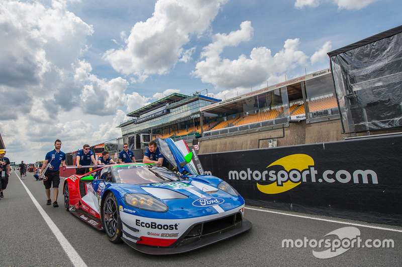 #66 Ford Chip Ganassi Racing Ford GT