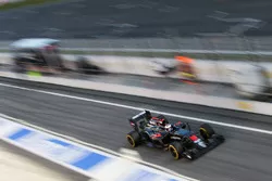 Jenson Button, McLaren MP4-31
