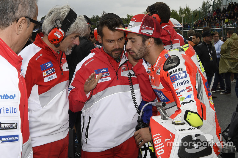 Andrea Iannone, Ducati Team, Gigi Dall'Igna, Ducati Team General Manager