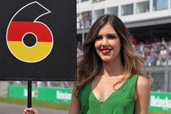 Chica de la parrilla de Nico Rosberg, Mercedes AMG F1