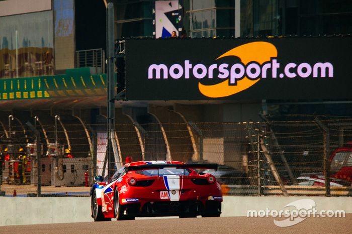 #83 AF Corse Ferrari 458 Italia: Francois Perrodo, Emmanuel Collard, Rui Aguas