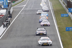 In Führung: Robert Wickens, Mercedes-AMG Team HWA, Mercedes-AMG C63 DTM