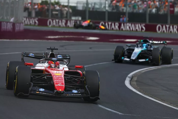 Charles Leclerc, Ferrari, George Russell, Mercedes