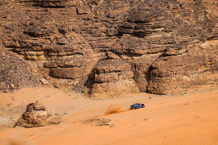 #225 Ford M-Sport Ford: Carlos Sainz Sr, Lucas Cruz