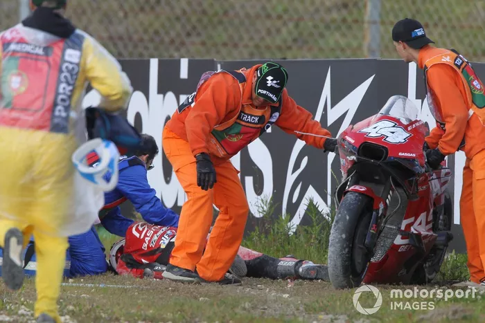 Caída de Pol Espargaró, Tech3 GASGAS Factory Racing