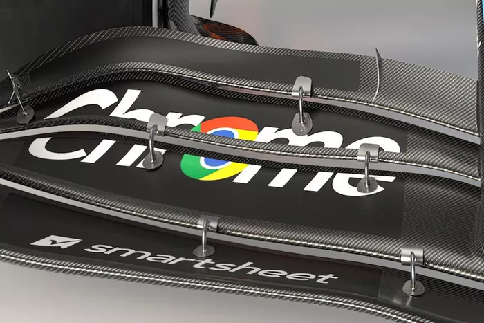 McLaren MCL60, detalle alerón delantero