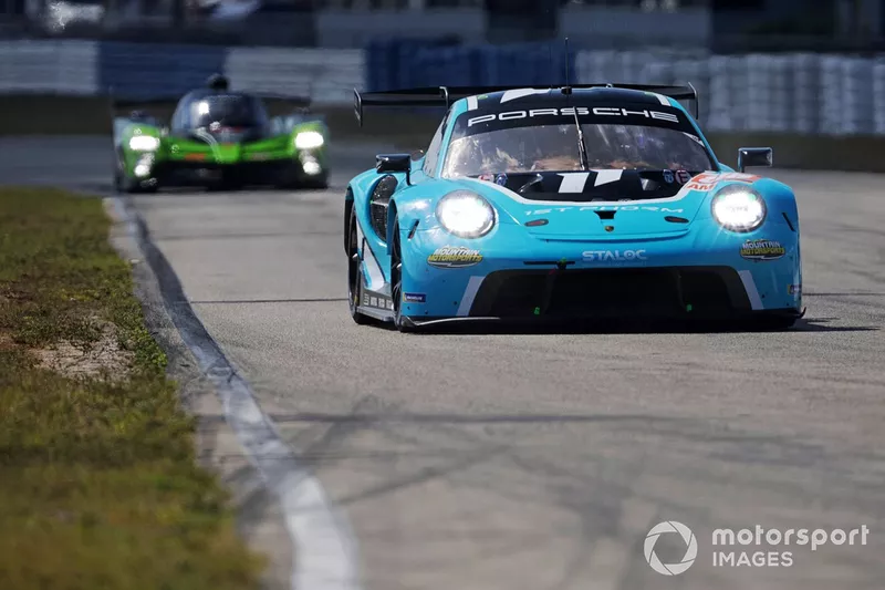 #88 Proton Competition Porsche 911 RSR - 19: Ryan Hardwick, Zacharie Robichon, Harry Tincknell