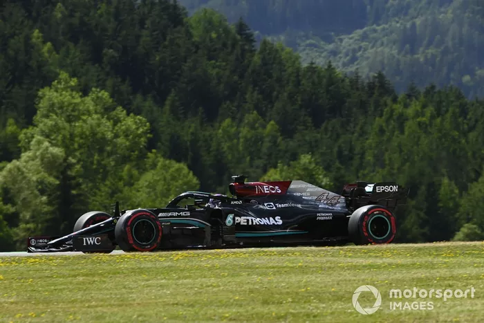 Lewis Hamilton, Mercedes W12
