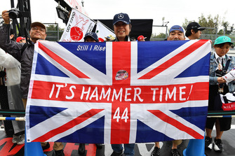 Lewis Hamilton, Mercedes AMG F1 fan