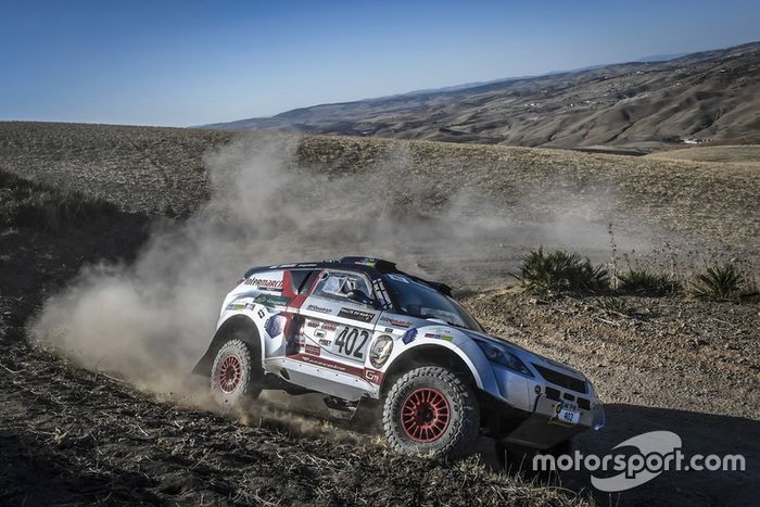 #402  Team Bourgeois Competition Toyota Renovatio GTR: Bourgeois Pascal, Bourgeois Cyril