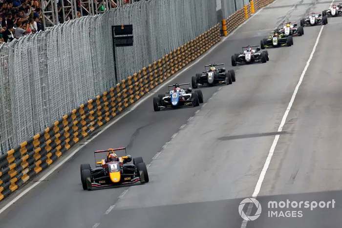 Dan Ticktum, Motopark Academy