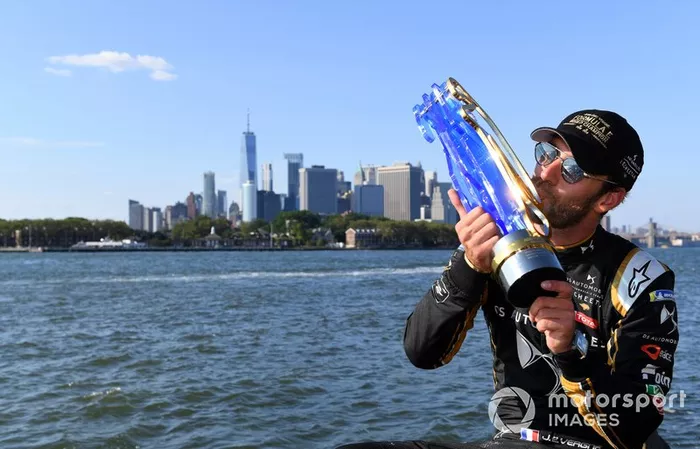 O atual bicampeão da F-E é Jean-Éric Vergne